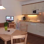 فيراينهوف نوغلر * Zellberg